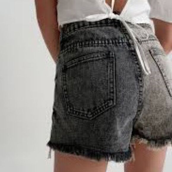 NWT Kendall + Kylie High Rise Black Drifter Denim Shorts Sz 13 31 Waist - Picture 3 of 8